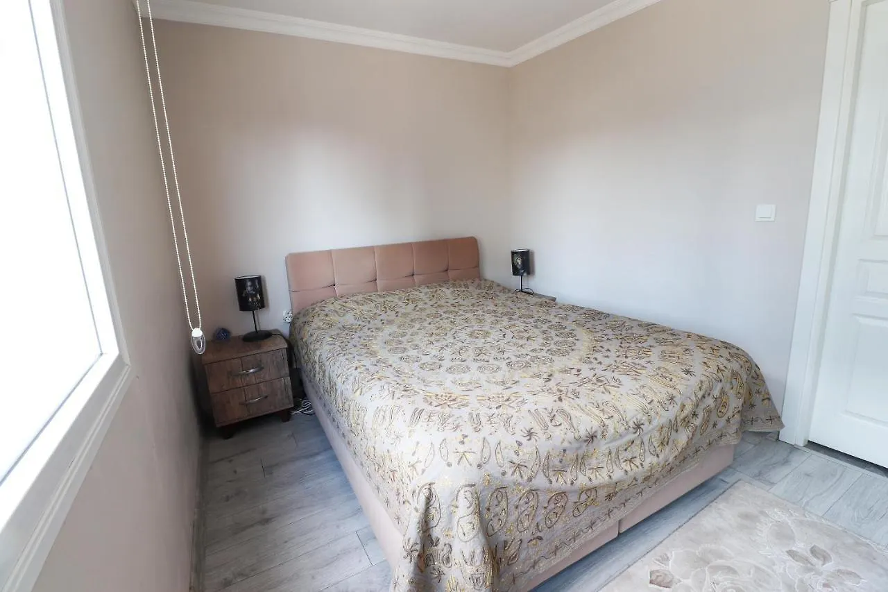 Its Time To Enjoy Again Center Of Izmir Apartment 0*,